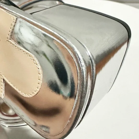 🌺CHRISTIAN LOUBOUTIN🌺 Arkenmule Silver Rainbow Mule Sandal Size: 36.5 - Picture 8 of 15